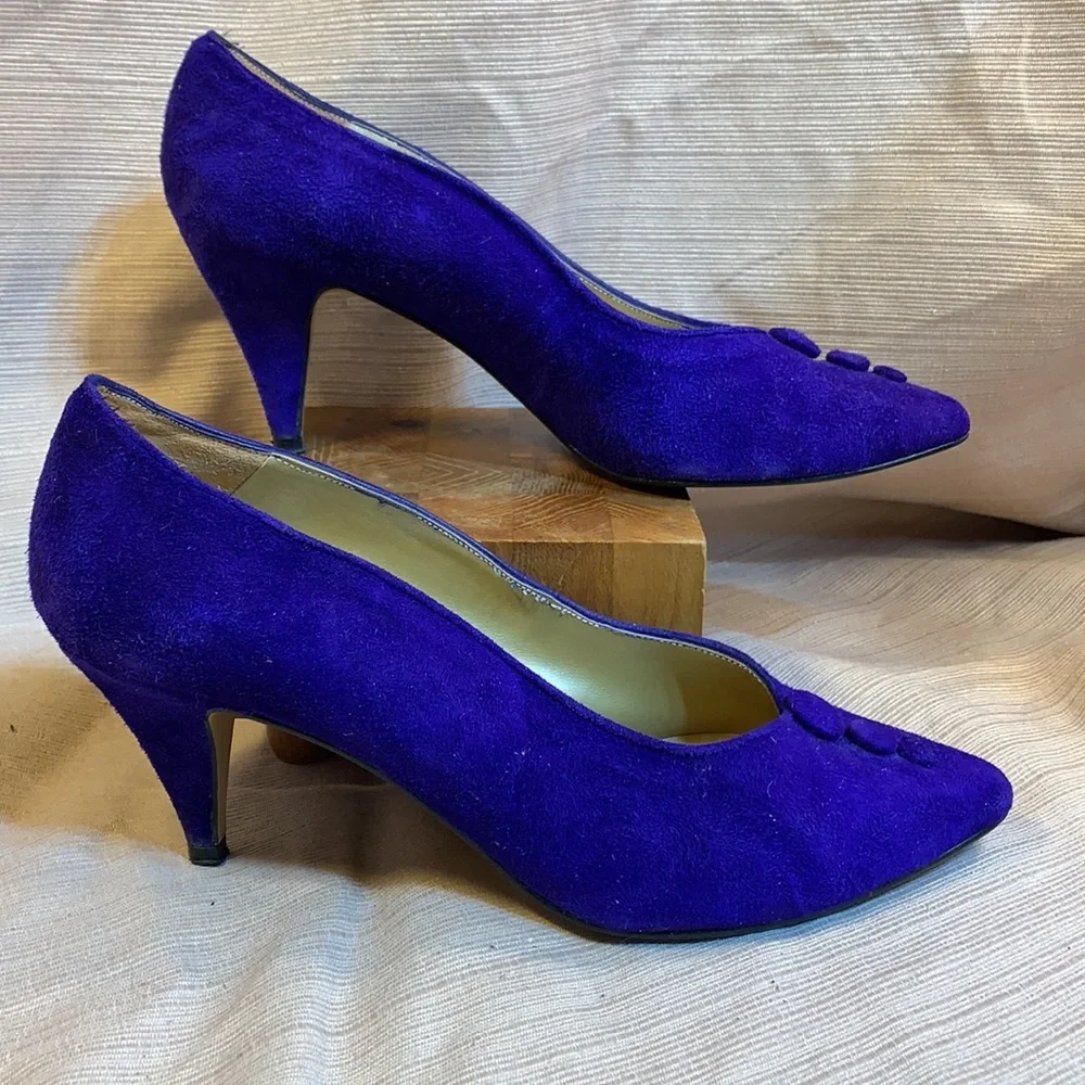 Morgan Taylor Old Hollywood leather vintage pumps